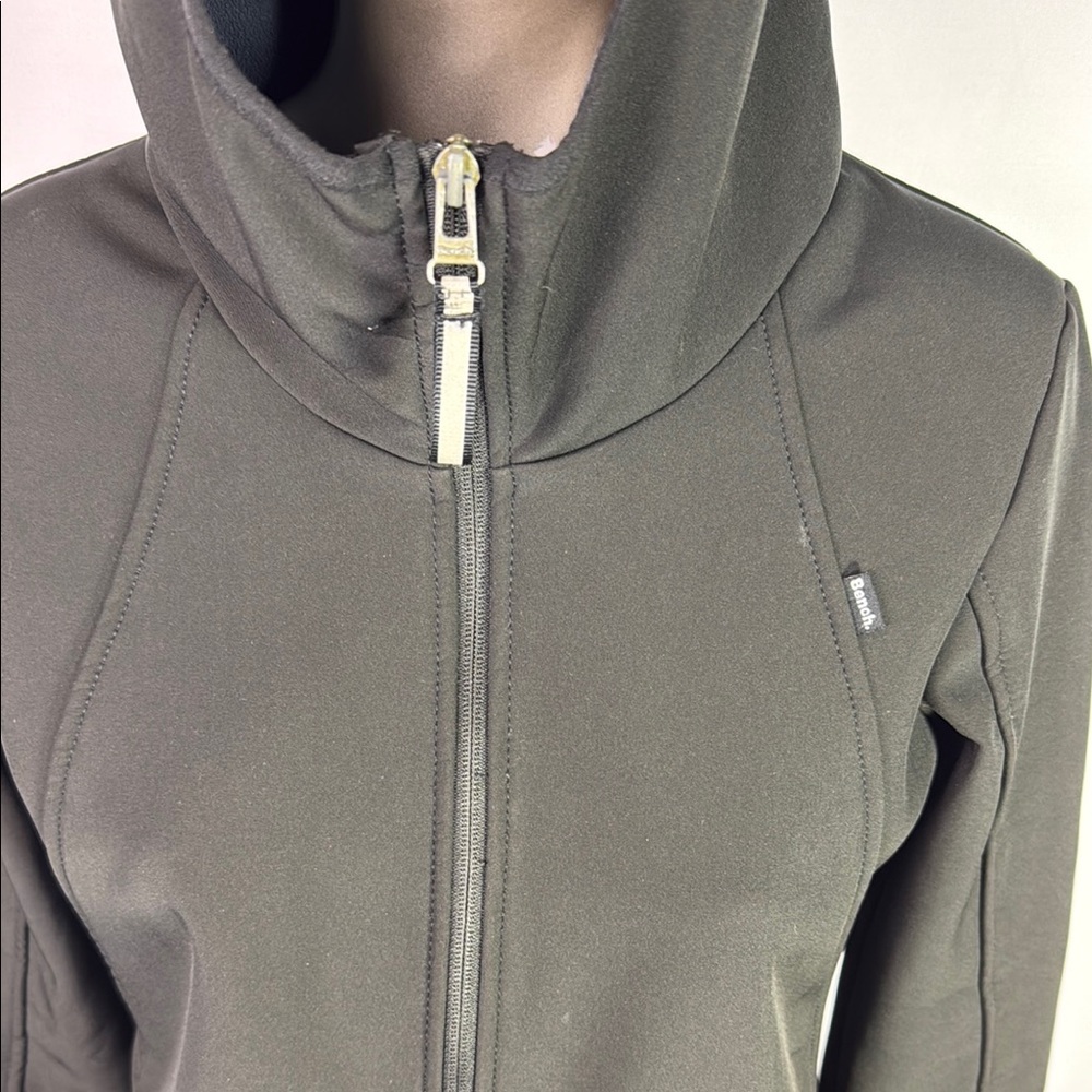 Bench Active Athletic Black Jacket With Hood And … - image 2